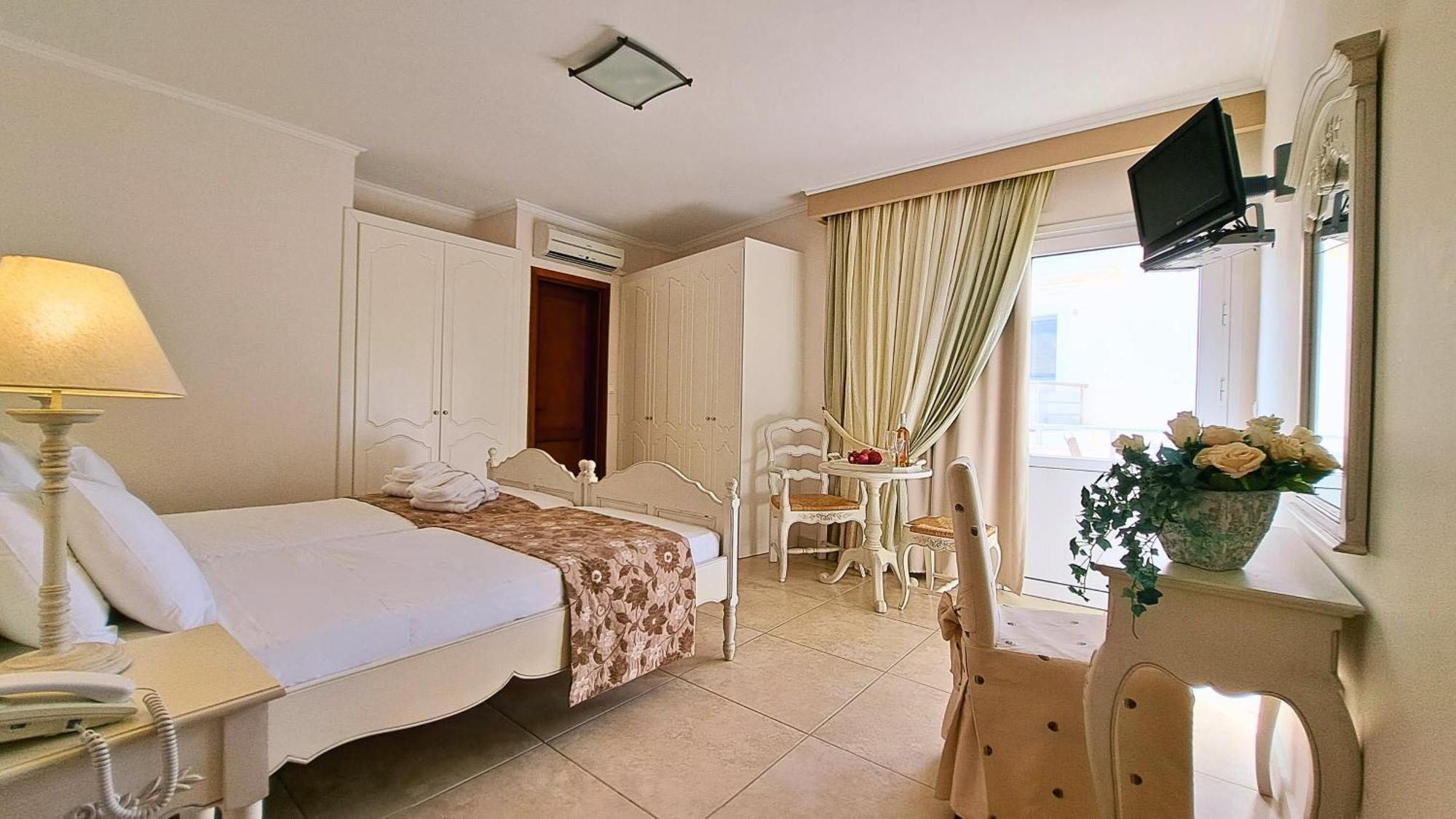 Hotel Astron Princess Karpathos Bagian luar foto