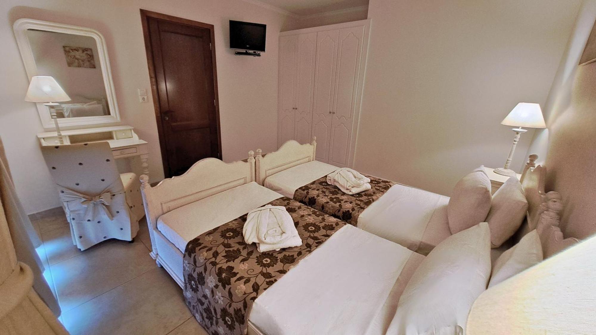 Hotel Astron Princess Karpathos Bagian luar foto